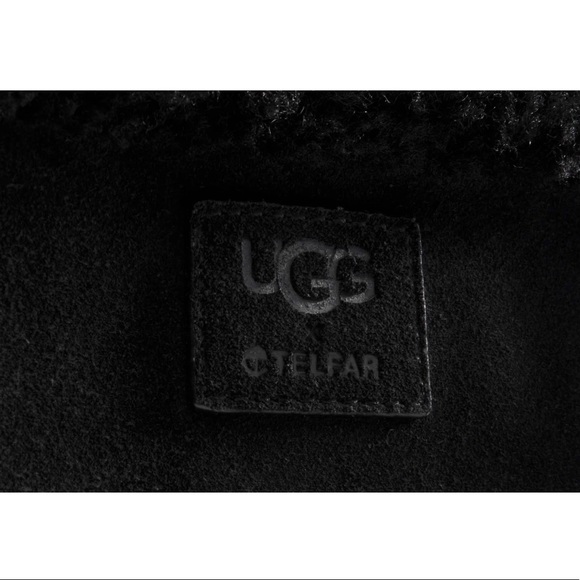 UGG x TELFAR Medium Shopper - Black (CHRISTMAS) - Picture 4 of 8